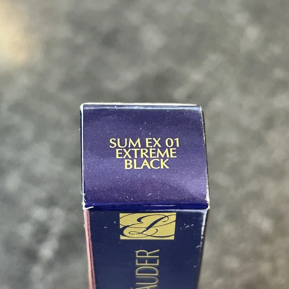 NEW Estee Lauder Sumptuous Extreme Lash Multiplying Volume Mascara Extreme Black